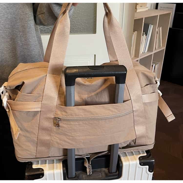 Versatile Expandable Travel Duffel Bag Factory Wholesale